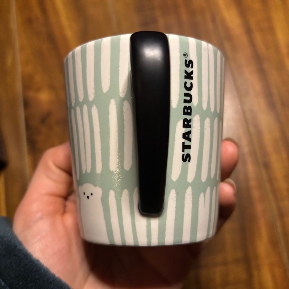Rare Starbucks 2016 Polar Bear Green White Black 6oz Small Espresso cup